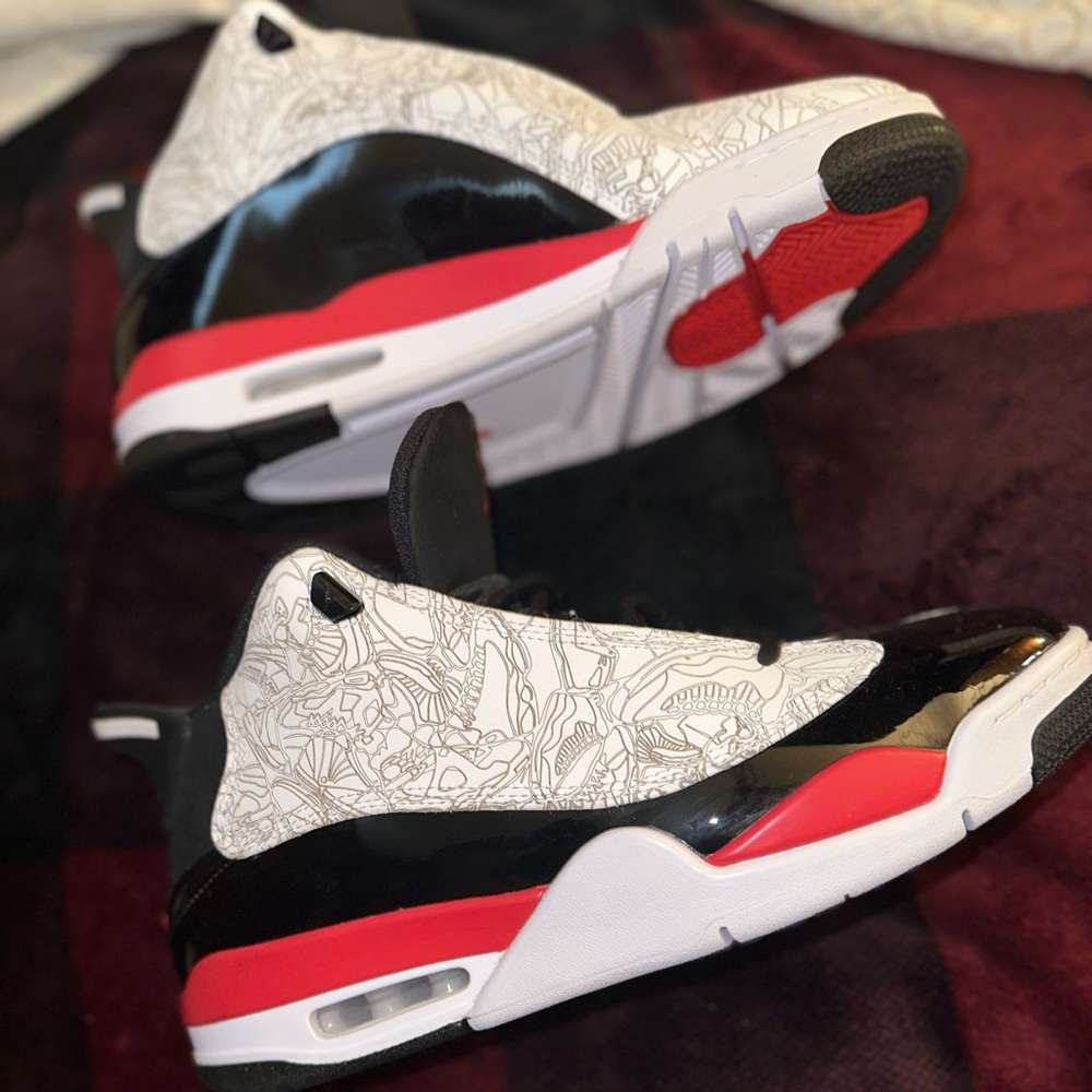 Jordan Sneakers Black White Red